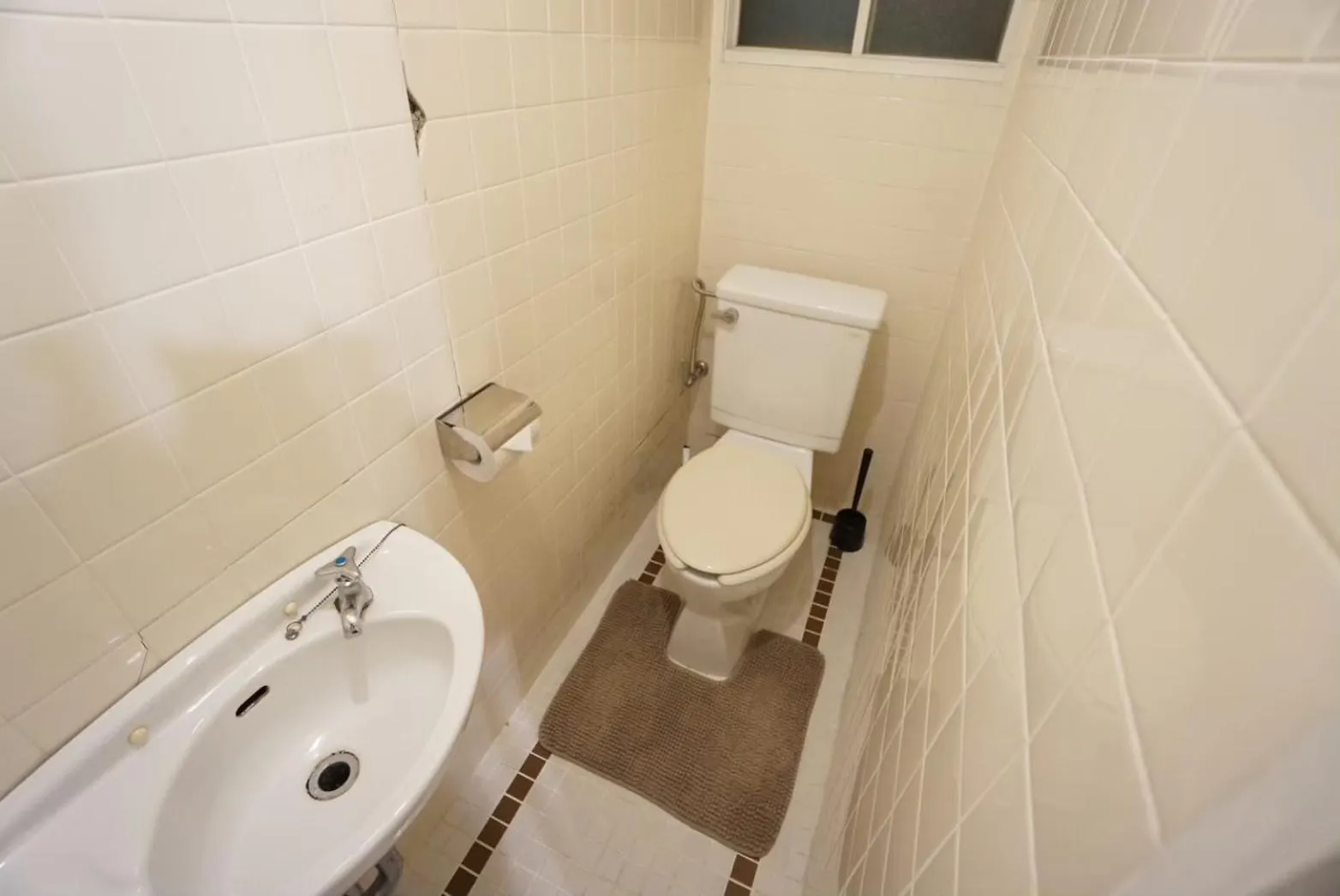 Apartment House White Mansion 202 Osaka Japan