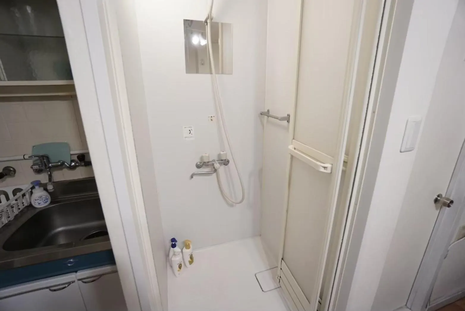 Apartment House White Mansion 202 Osaka